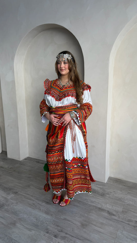 ROBE KABYLE TRADITIONNELLE MARIÉE
