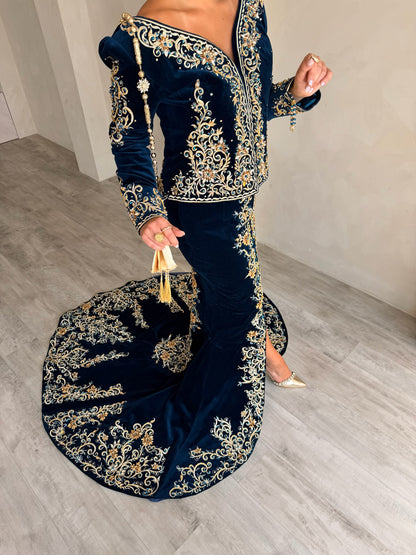 KARAKOU BLEU AMIRA