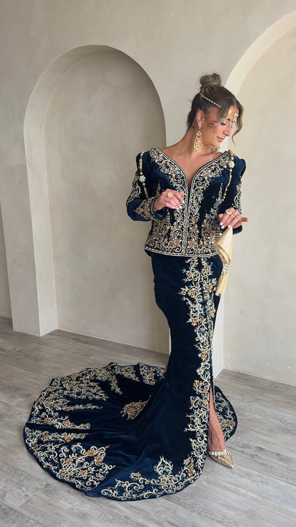 KARAKOU BLEU AMIRA